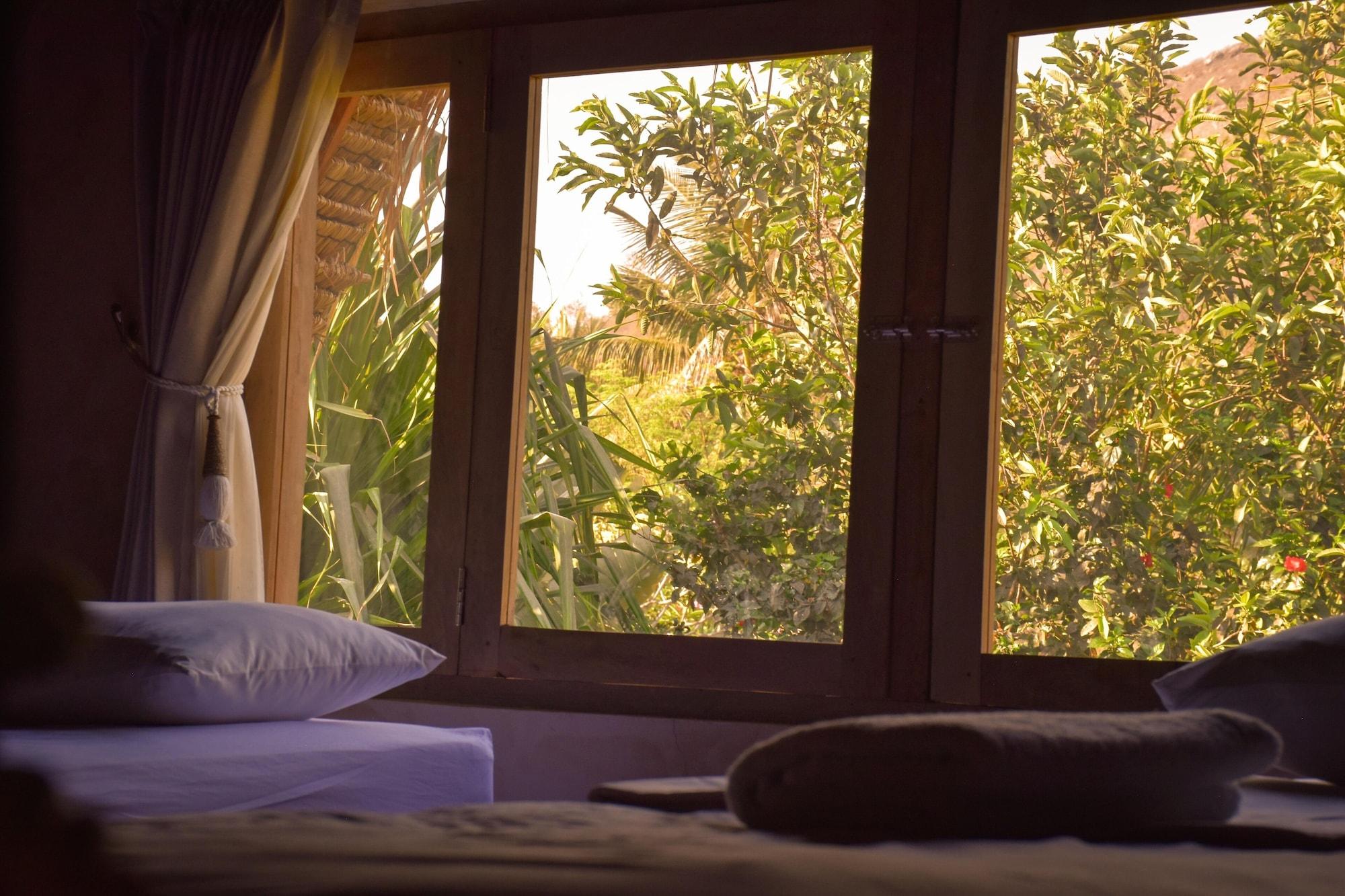 Kuta  Owa Lodge Areguling מראה חיצוני תמונה